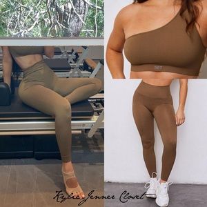 SET Active Penny Sculptflex Leggings Small Nwot